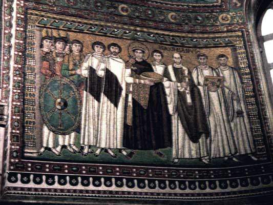 Ravenna mosaici Giustiniano imperatore romano d'oriente mosaico con imperatrice Teodora fotografie in città, Basilica San Vitale palazzo di Teodorico